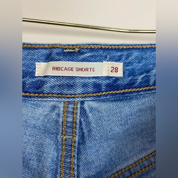 Levi’s 501 Premium BigE Rib Cage HighRise Button Fly Distressed Shorts s28 - Picture 7 of 10